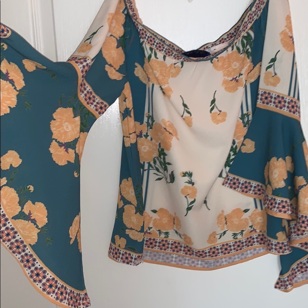 Brand New Francesca's Top